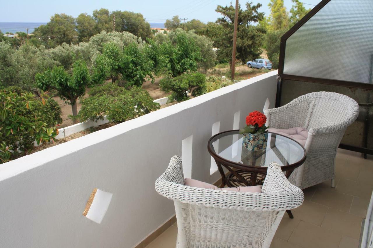 Romantic Apartment Adelianos Kampos Eksteriør bilde