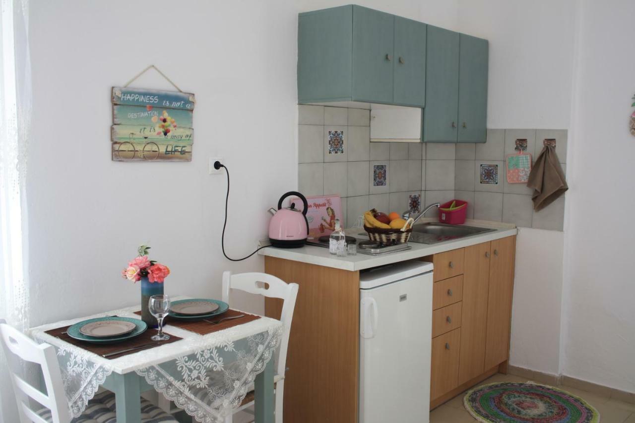 Romantic Apartment Adelianos Kampos Eksteriør bilde