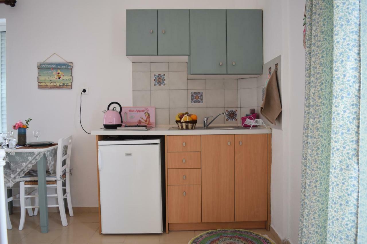 Romantic Apartment Adelianos Kampos Eksteriør bilde